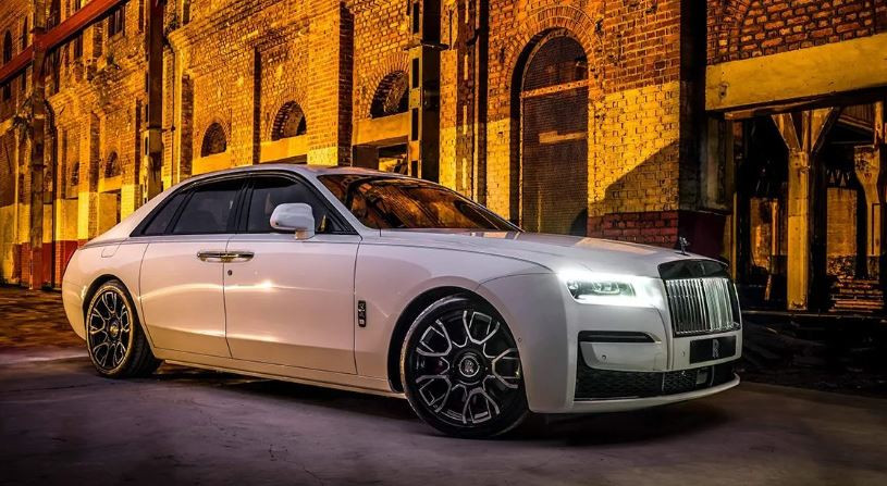 Dünyada sadece 12 adet üretildi. Bu aracın birini Türk aldı fiyatı dudak uçuklattı - Resim: 4