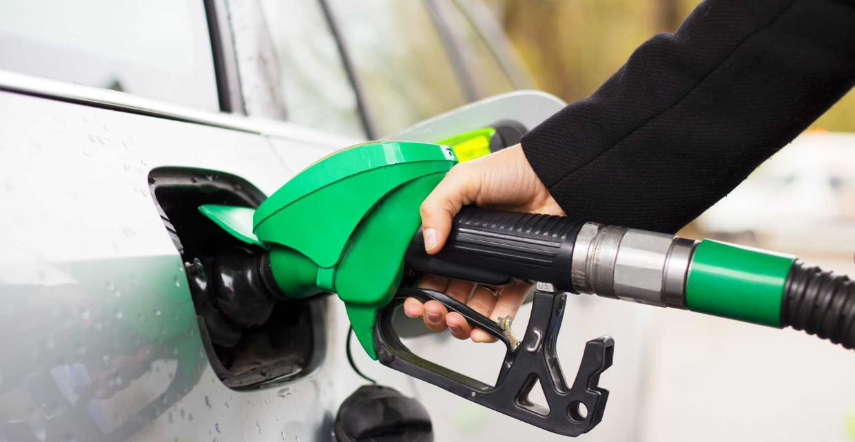 Gelecek zamlar araçları otoparka çektirir. Benzin ve motorine ufukta zam göründü - Resim: 14