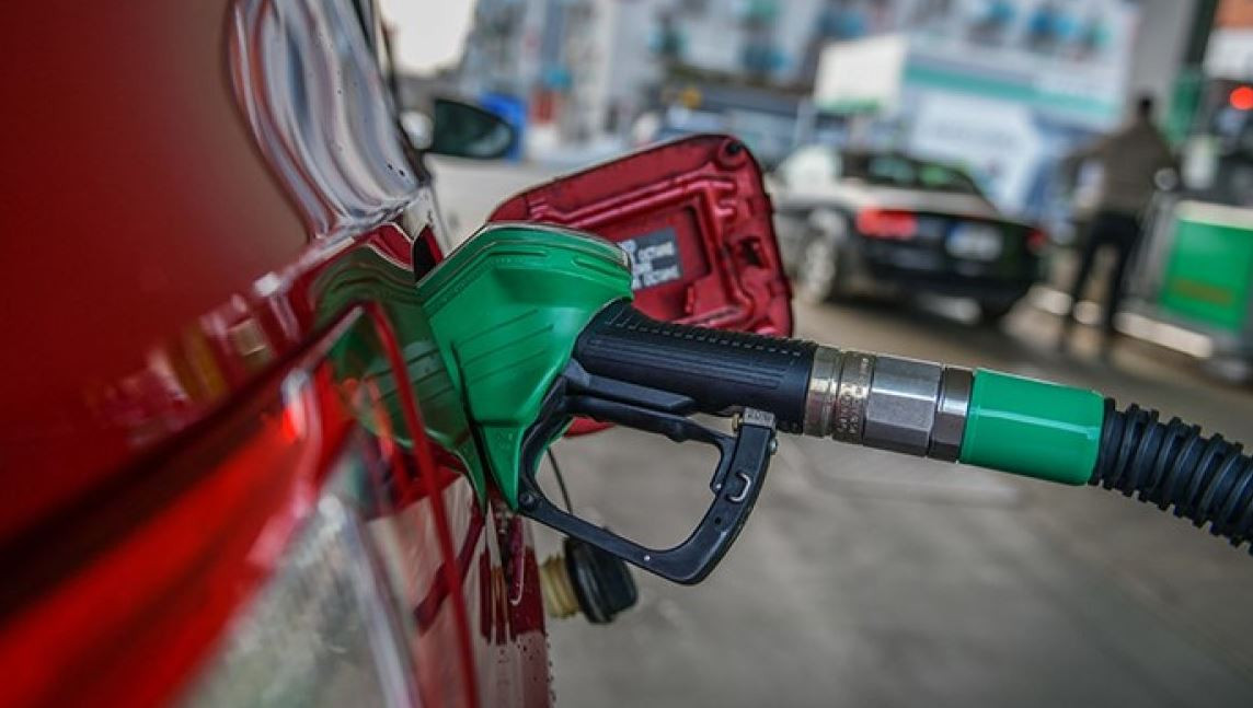Gelecek zamlar araçları otoparka çektirir. Benzin ve motorine ufukta zam göründü - Resim: 18