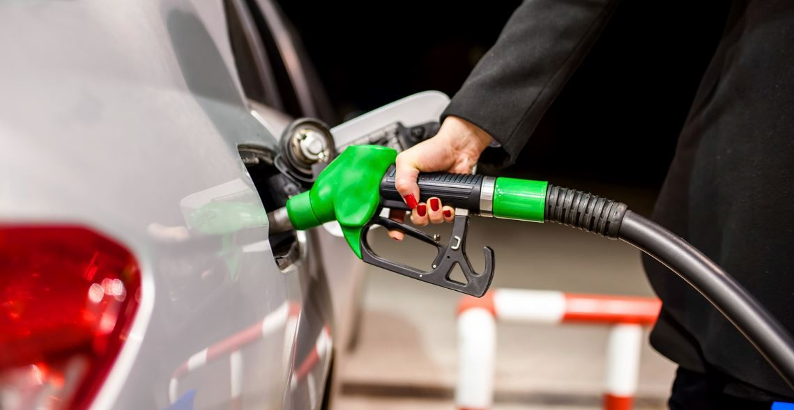 Gelecek zamlar araçları otoparka çektirir. Benzin ve motorine ufukta zam göründü - Resim: 11