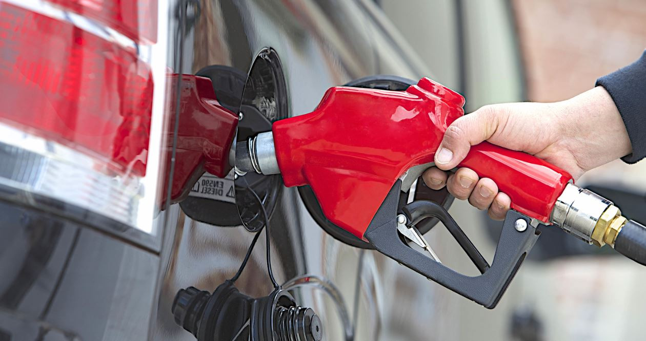 Gelecek zamlar araçları otoparka çektirir. Benzin ve motorine ufukta zam göründü - Resim: 10