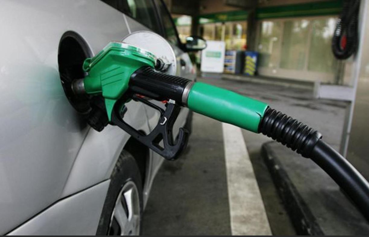 Gelecek zamlar araçları otoparka çektirir. Benzin ve motorine ufukta zam göründü - Resim: 7