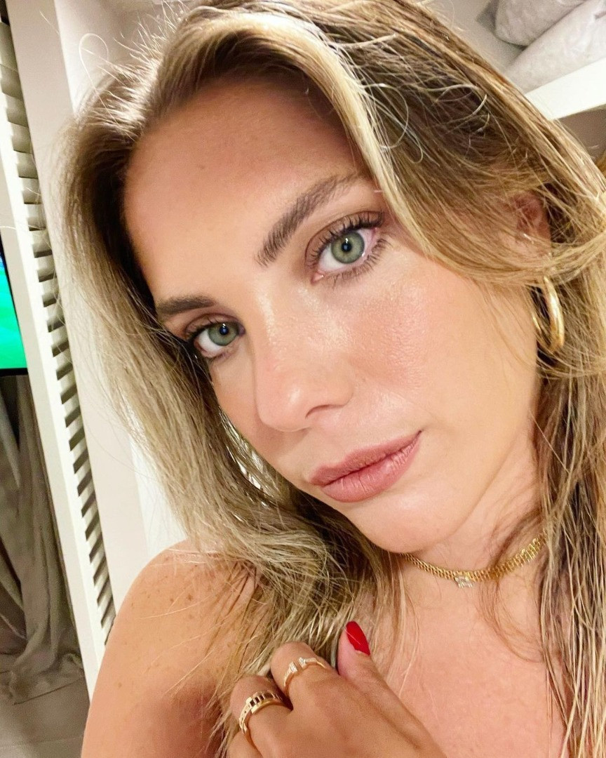 Yasak Elma'nın Yıldız'ı Eda Ece annesi ile fotoğrafını paylaştı. Görenler ''Güzellik anneden'' dedi - Resim: 4