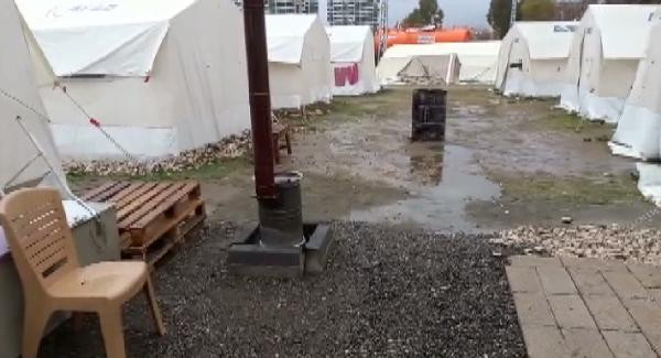 İskenderun'da çadır kent sular altında kaldı - Resim: 7