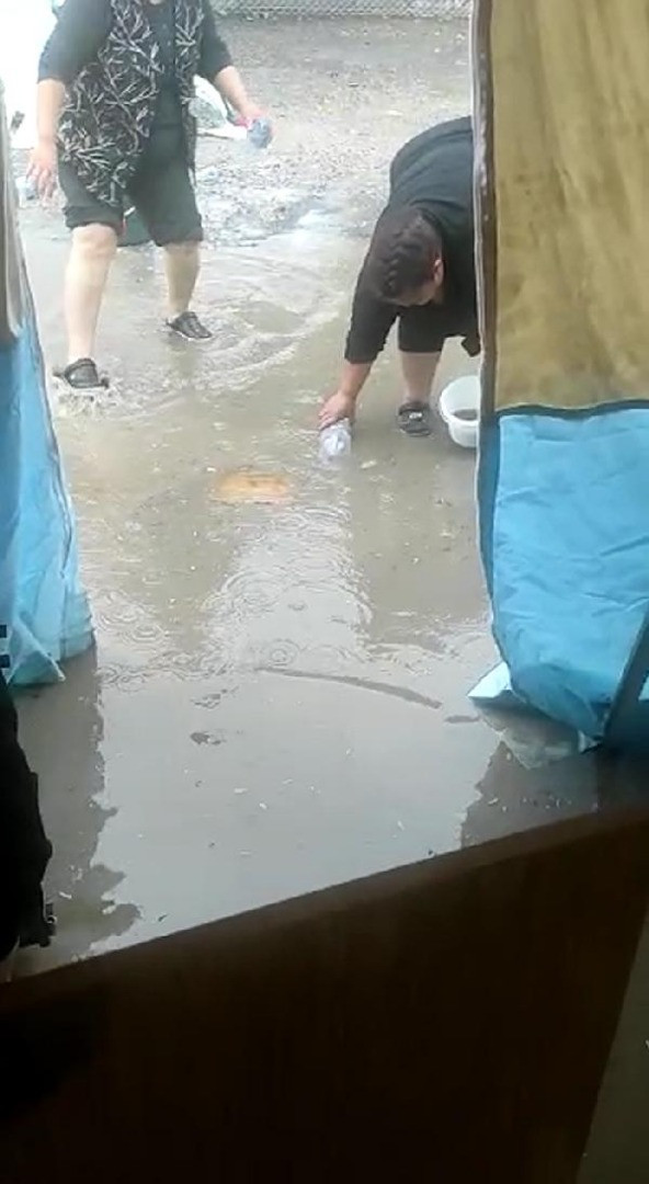 İskenderun'da çadır kent sular altında kaldı - Resim: 9